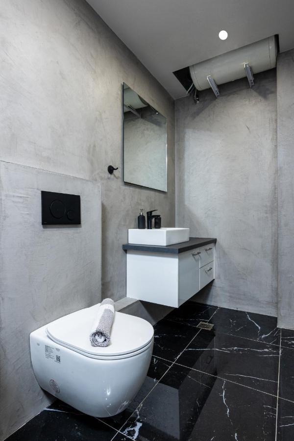 Luxury Downtown Apartment Α3 Szaloniki Kültér fotó